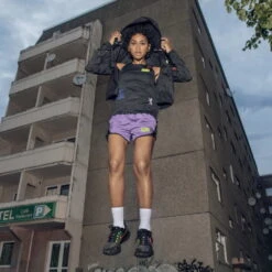 Canotte E Top Nike W NK DF ADV BERLIN AS SNGLT -Run Elle Negozio nike w nk df adv berlin as snglt 379736 dn5475 012 960