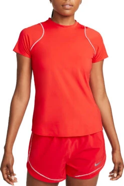 Magliette Nike W NK DF RUN DVN TOP SS