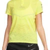 Magliette Nike W NK DFADV RUN DVN ENG SS TOP -Run Elle Negozio nike w nk dfadv run dvn eng ss top 455034 dm7747 712