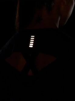 Magliette A Maniche Lunghe Under Armour UA Streaker Longsleeve-BLK -Run Elle Negozio under armour ua streaker longsleeve blk 432507 1370339 001 960