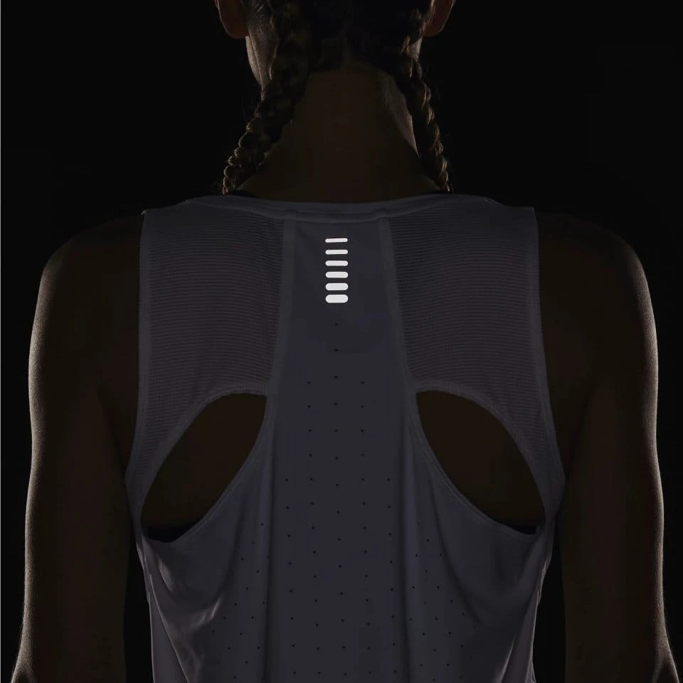 Canotte E Top Under Armour IsoChill Laser 5 Canotte E Top Under Armour IsoChill Laser - immagine 3